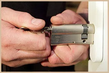 Elite Locksmith Services Cincinnati, OH 513-988-4077 - 1-locksmiths